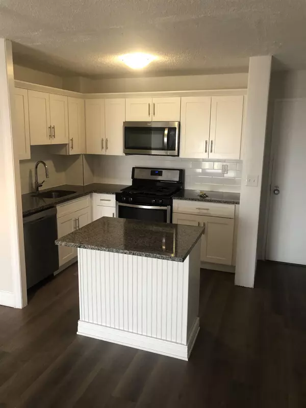 West New York, NJ 07302,5701 BLVD EAST