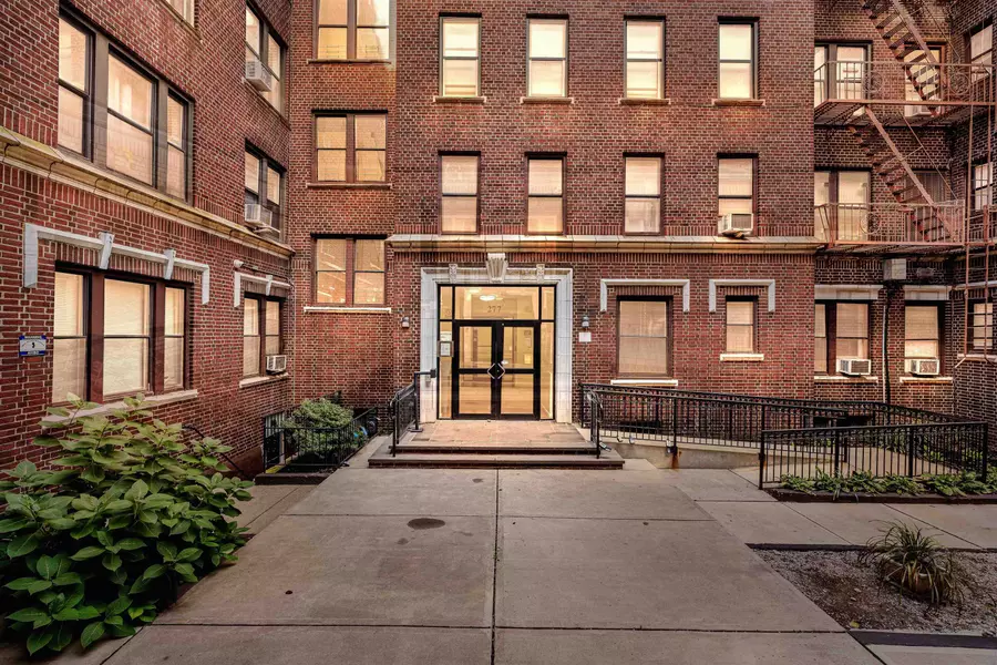 277 HARRISON AVE  #B5, Jc West Bergen, NJ 07304