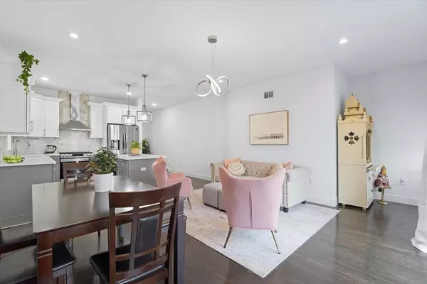 Jc Heights, NJ 07307,519 LIBERTY AVE  #1