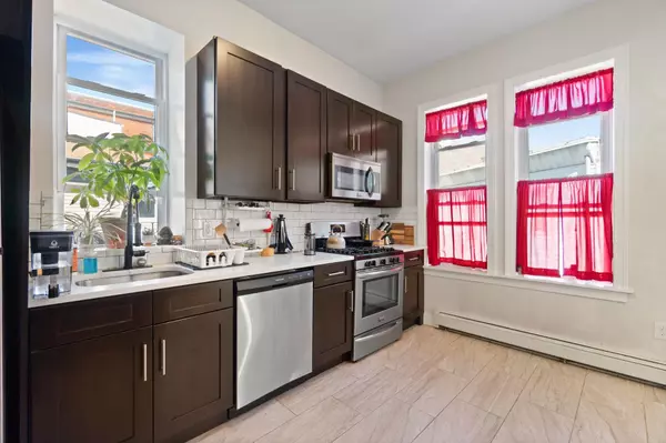 212 ANGELIQUE ST  #2, Weehawken, NJ 07086