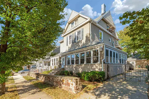 Bayonne, NJ 07002,93 WEST 35TH ST