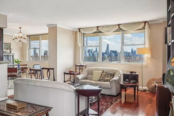 West New York, NJ 07093,6040 BLVD EAST #23 G