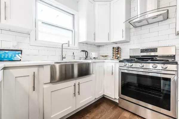 Jc Heights, NJ 07307,114 BLEECKER ST  #1