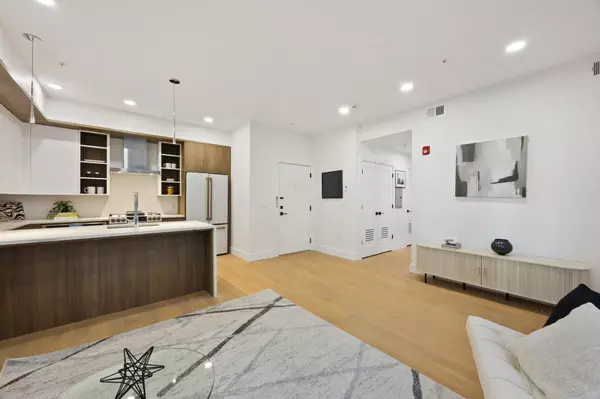 Jc Downtown, NJ 07302,160 BRUNSWICK ST  #304