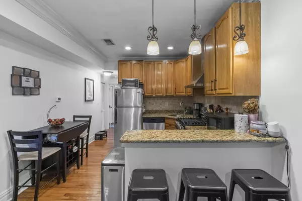 Jc Heights, NJ 07307,258 NEW YORK AVE #3R/6