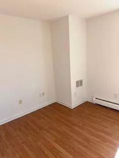 Secaucus, NJ 07094,1135 FARM RD