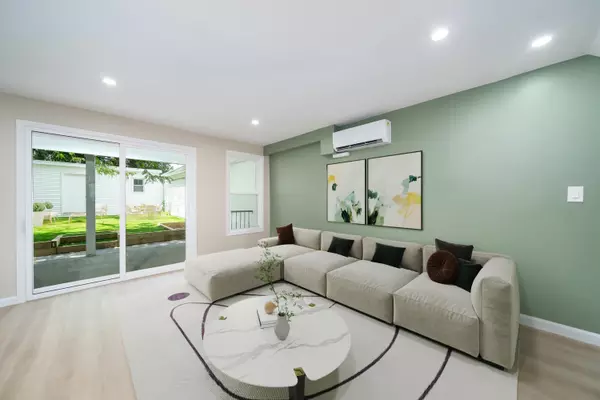 Jc Bergen-lafayett, NJ 07304,171 VAN HORNE ST #1