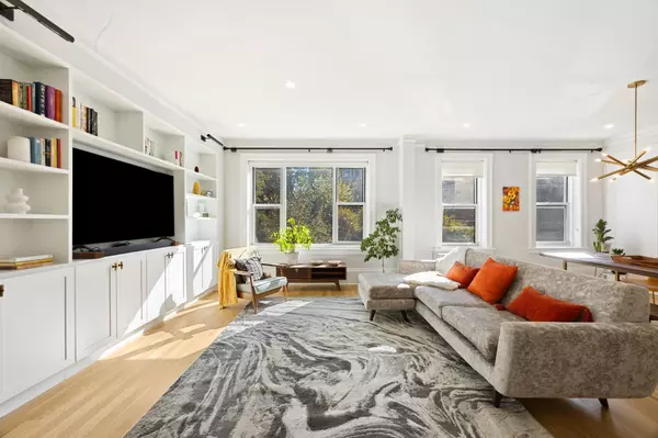 Hoboken, NJ 07030,920 HUDSON ST  #2B