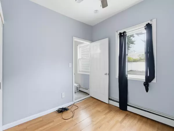 Bayonne, NJ 07002,13 MEADOW