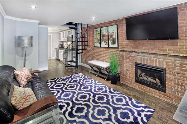 79 GARDEN ST  #2, Hoboken, NJ 07030