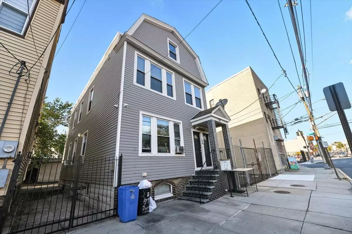 Jc Bergen-lafayett, NJ 07305,59 OCEAN AVE