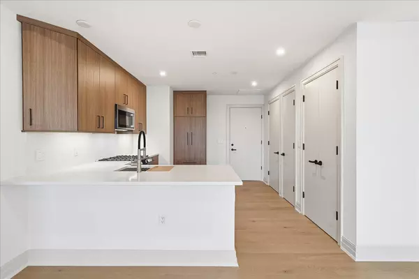 Hoboken, NJ 07030,921 MADISON ST #604