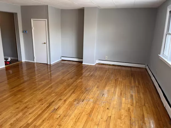 North Bergen, NJ 07047,6311 KENNEDY BLVD  #1