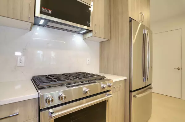 Hoboken, NJ 07030,303 MADISON ST #203