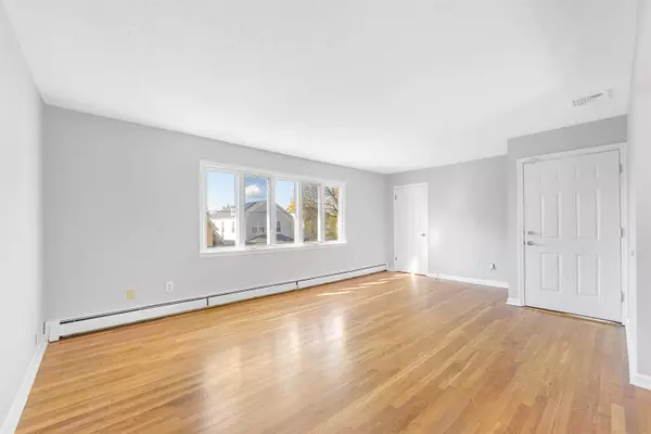 Belleville, NJ 07109,80 WALLACE ST #2