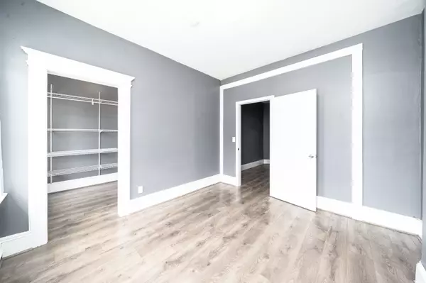 Jc West Bergen, NJ 07306,122 MALLORY AVE