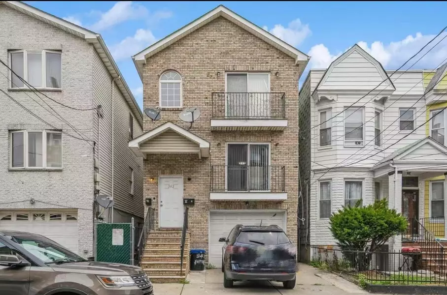 342 FORREST ST  #1, Jc Greenville, NJ 07304