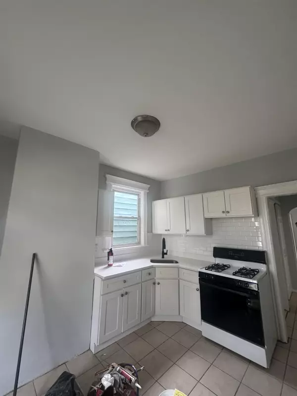 Jc Bergen-lafayett, NJ 07305,40 WEGMAN PARKWAY #2