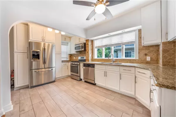 Rutherford, NJ 07070,85 BARROWS AVE