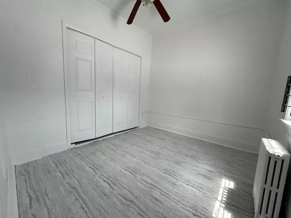 Lyndhurst, NJ 07071,526 VALLEY BROOK AVE #2nd Floor