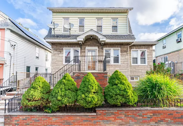 314 FULTON AVE, Jc Greenville, NJ 07305