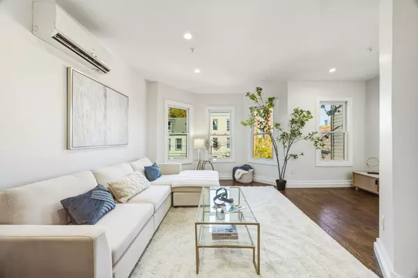 Jc Downtown, NJ 07302,203 3RD ST #4