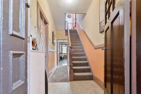 Guttenberg, NJ 07093,7017 ADAMS ST