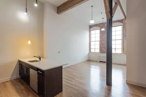 Jc Journal Square, NJ 07002,154 AVENUE E  #A501