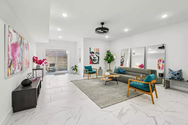 Jc Heights, NJ 07306,78 BEACON AVE #1