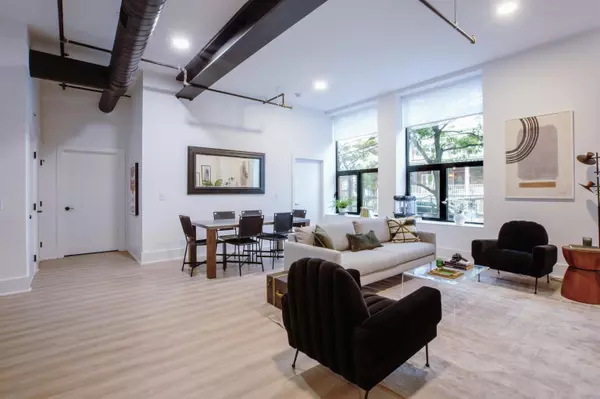 Bayonne, NJ 07004-3708,25 EAST 22ND ST #401