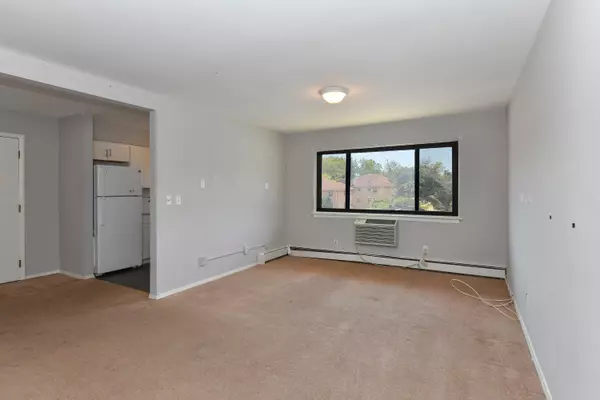 North Plainfield, NJ 07060,401 ROUTE 22 #11-G