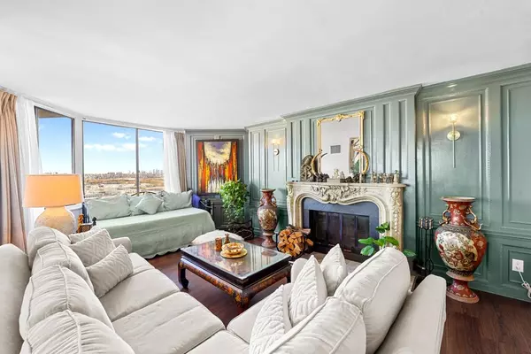 Secaucus, NJ 07094,2005 HARMON COVE TOWER