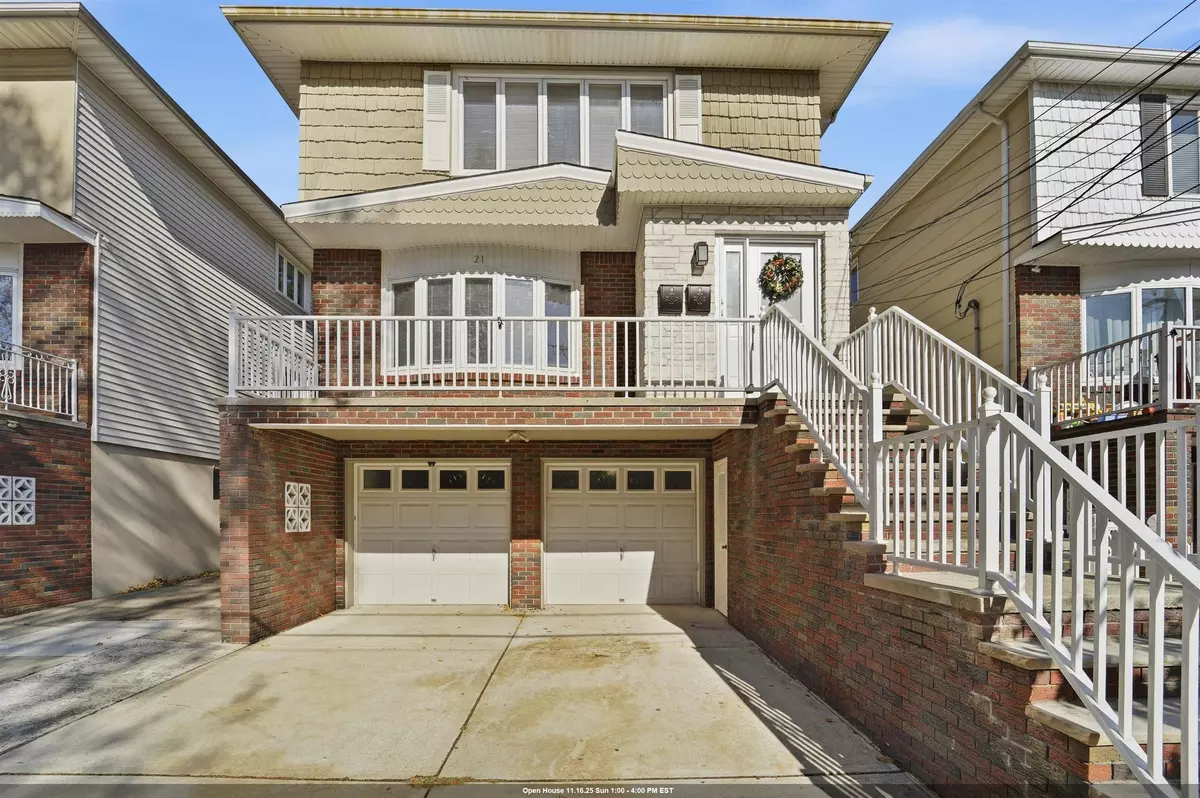 Bayonne, NJ 07002,21 LINCOLN PARKWAY