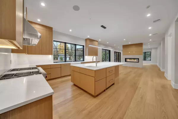 Demarest, NJ 07627,44 ORCHARD RD