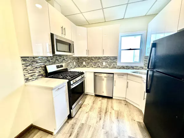 325 CENTRAL AVE  #2, Jc Heights, NJ 07307