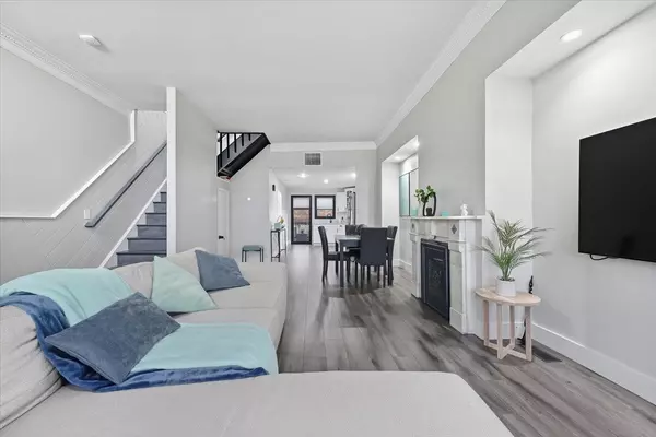 49A SOUTH ST  #2, Jc Heights, NJ 07307