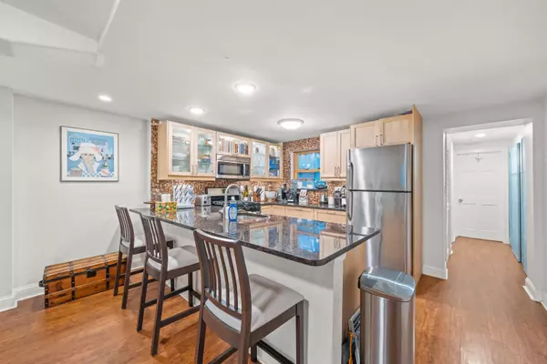 Jc Downtown, NJ 07302,194 WASHINGTON ST #1