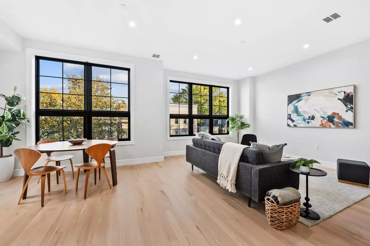 Jc Journal Square, NJ 07306,165 DELAWARE AVE  #c