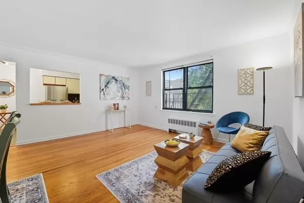 Bayonne, NJ 07002,67 WEST 48TH ST  #234