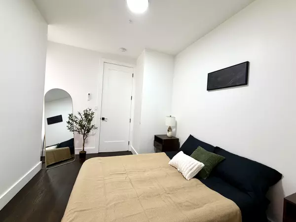 272 HOBOKEN AVE #2, Jc Journal Square, NJ 07306