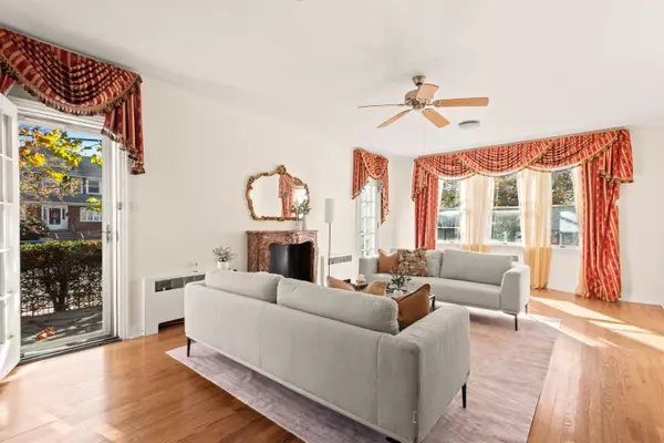 Bayonne, NJ 07002,7 ROOSEVELT TERRACE