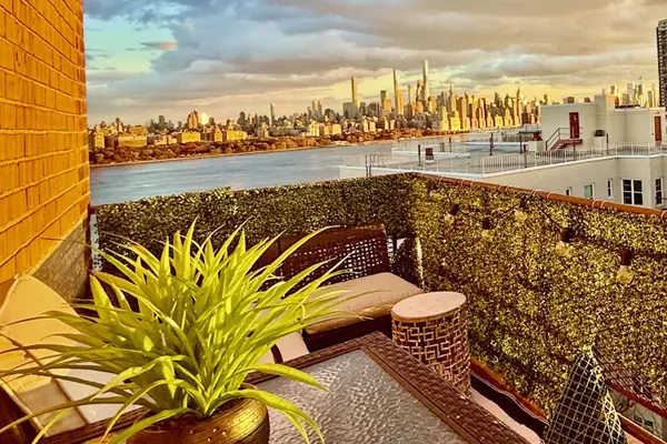 North Bergen, NJ 07407,8800 BLVD EAST  #8D