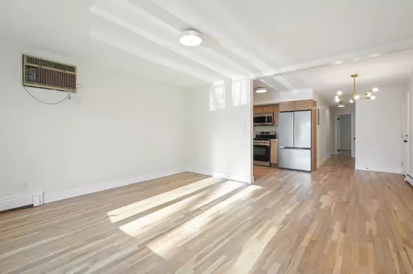 Bayonne, NJ 07002,43 EDWARDS CT