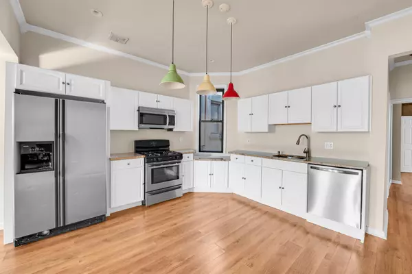 Union City, NJ 07087,312 MONASTERY PL  #3R