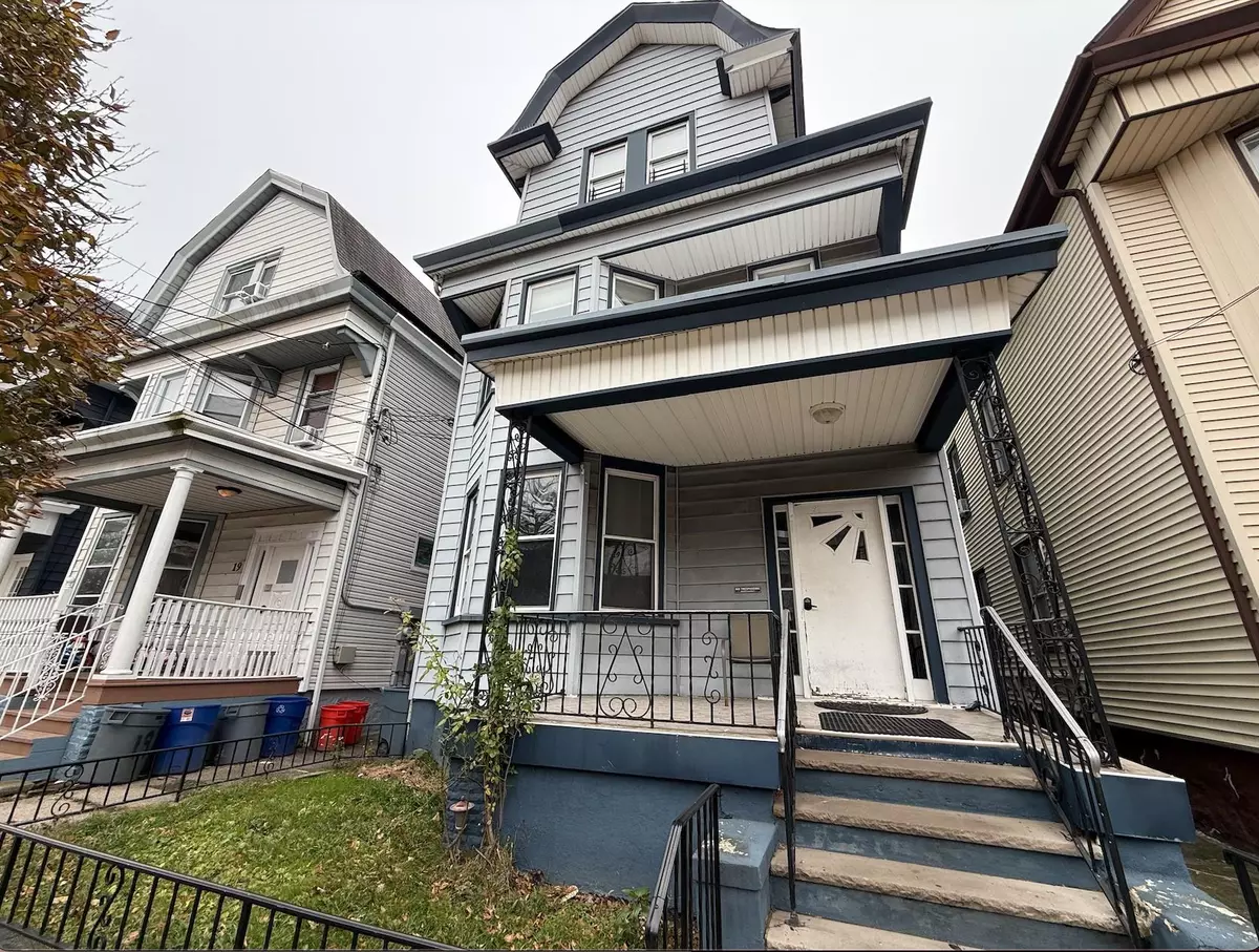 Weehawken, NJ 07086,21 49TH ST #3