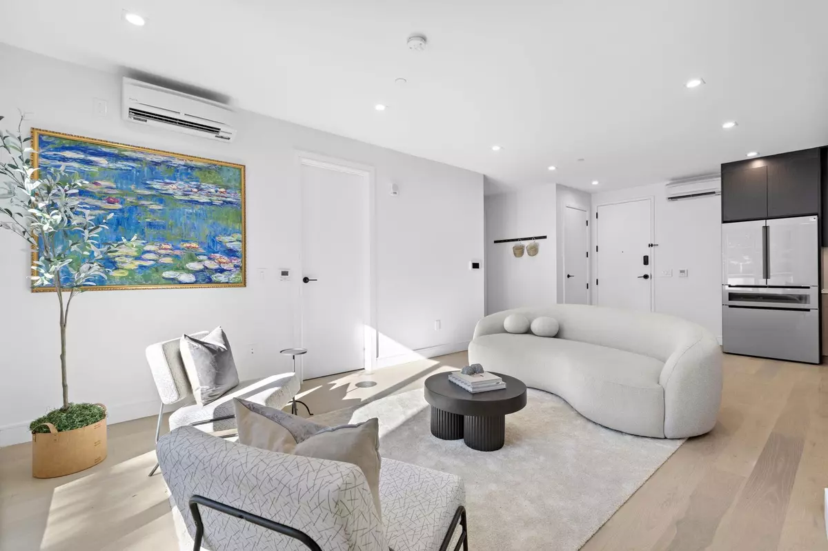 Jc Downtown, NJ 07302,391 1ST ST #3-B