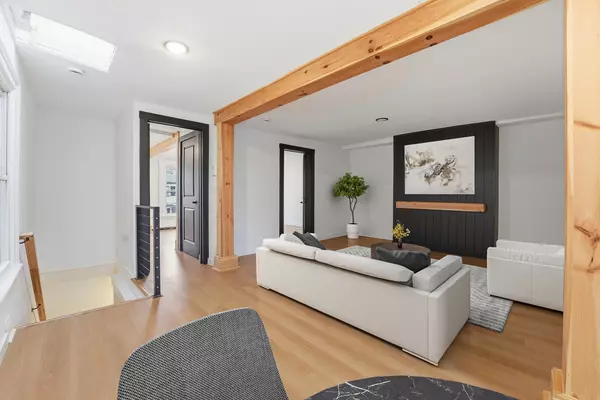 Jc Heights, NJ 07307,608 PALISADE AVE