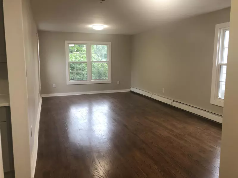 18 BRITTON ST, Jc Journal Square, NJ 07306