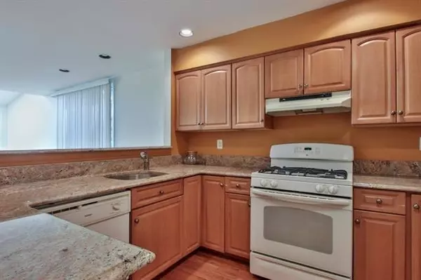 Secaucus, NJ 07094,700 MAINSAIL LANE  #700