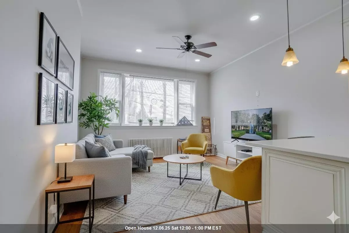 Jc Heights, NJ 07307,678 LIBERTY AVE  #1